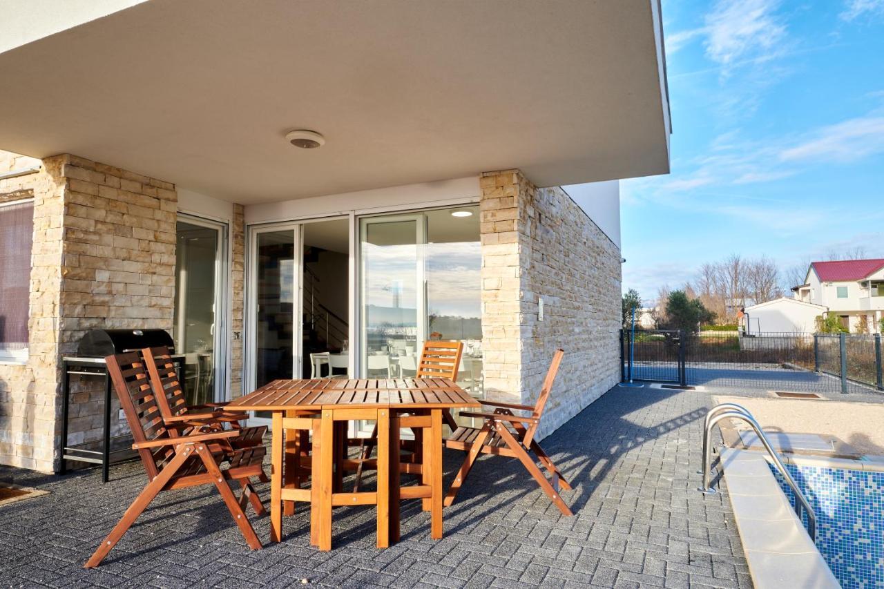 Villa Miri II Привлака Екстер'єр фото